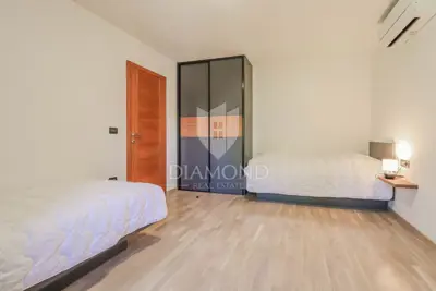 Kuća 240 m², Umag - bazen, sauna i fitness zona - 8