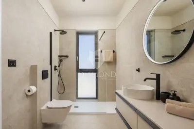 Beautiful modern house with panoramic views - 6