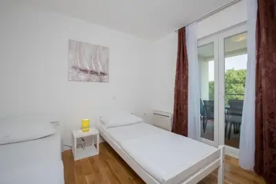 Apartment 71,94 m², Peroj - 2 bedrooms, terrace - 17
