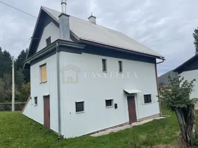 Kuća u Gerovu, prostrana okućnica i mirno okruženje