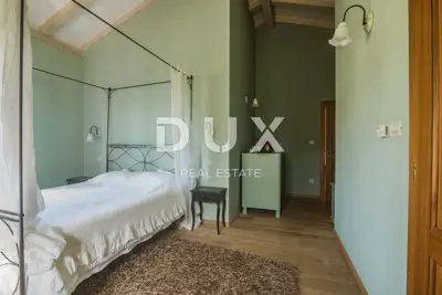 Villa 388 m², Rovinj - beheizter Pool und Sommerküche - 18