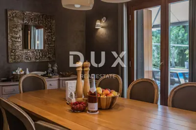 Villa 388 m², Rovinj - beheizter Pool und Sommerküche - 9