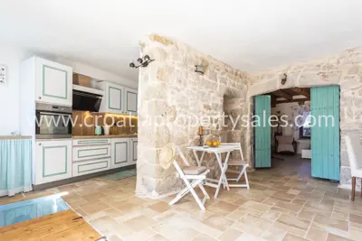 Kamena kuća, Otok Hvar, bazen i terasa s jacuzzijem - 5