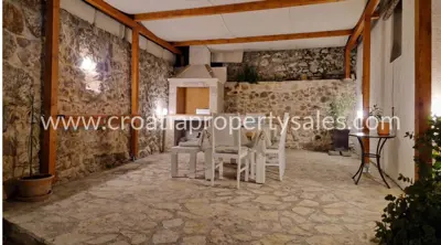 Kamena kuća, Otok Hvar, bazen i terasa s jacuzzijem - 8