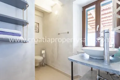 Kamena kuća, Otok Hvar, bazen i terasa s jacuzzijem - 15