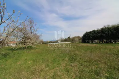 Building plot 3,049 m², Labin - near the center - 4