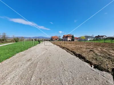 Bauland, Stupnik - Genehmigung für 6 Wohnungen - 3