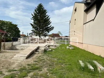 Građevinsko zemljište 1.281 m², Trnovec Bartolovečki - mirna ulica - 5