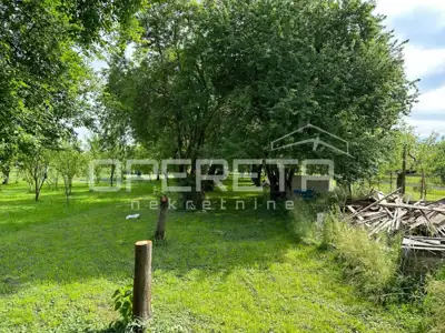 Građevinsko zemljište 1.281 m², Trnovec Bartolovečki - mirna ulica - 3