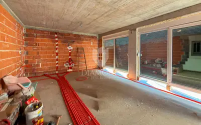Kuća 117 m², Krnica - prizemnica s bazenom - 8