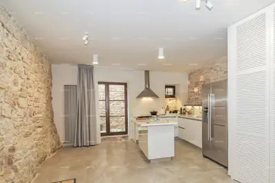 Stone house 240 m², Bale - within the old walls - 4