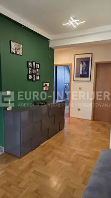 Apartment 68.5 m², Samobor Centar - 3 bedrooms and balcony