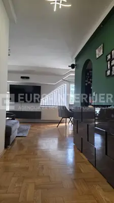 Stan 68,5 m², Samobor Centar - 3 spavaće sobe i balkon - 2