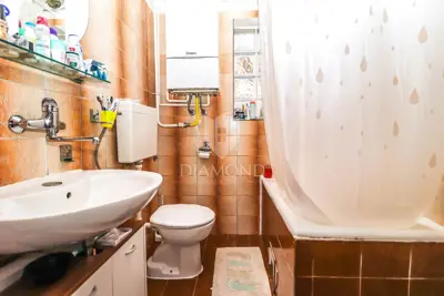Kuća 140 m², Pula - Monvidal, 3 spavaće sobe - 4