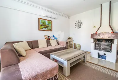 Kuća 140 m², Pula - Monvidal, 3 spavaće sobe - 2