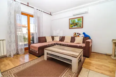 Kuća 140 m², Pula - Monvidal, 3 spavaće sobe - 3