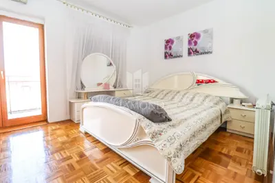 Kuća 140 m², Pula - Monvidal, 3 spavaće sobe - 7