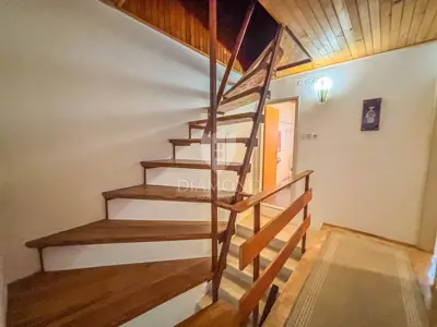 Kuća 100 m², Umag - dvorište 220 m² i blizina mora - 13
