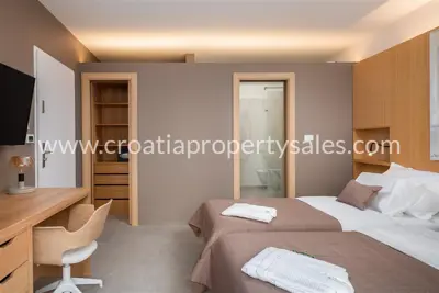 Villa, Omiš - Blick auf Brač, Hvar und Korčula - 5