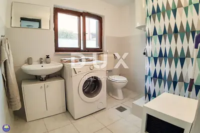 Haus 300 m², Barbariga - 4 Apartments und Meerblick - 15