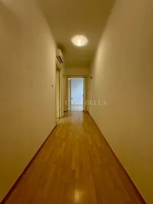 Rijeka, STROGI CENTAR! - Poslovni prostor 62 m² - 3