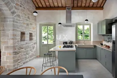 House 309 m², Višnjan - stone beauty with a pool - 13