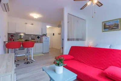 PULA, 3 STAMBENE JEDINICE NA IZVRSNOJ LOKACIJI, 124.07 m²! PRILIKA! - 8