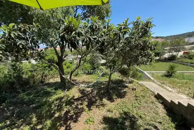 Kuća s tri terase na prostranom zemljištu - Brač - 4