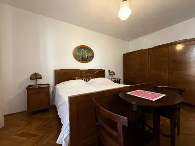 Kuća 245 m², Baška Voda - centar, 3 etaže i terasa - 9