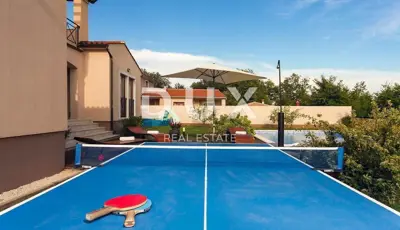 Haus 155 m², Valtura - Pool und Garten - 15