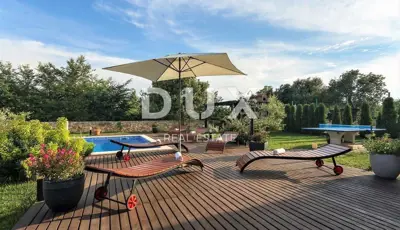 Haus 155 m², Valtura - Pool und Garten - 16