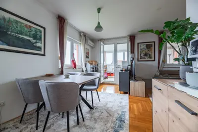 Apartment 110 m², Blato, comfortable five-room apartment - 2