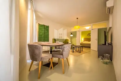Stan 49 m², Rovinj centar - 1. kat, obnovljen 2019. - 2