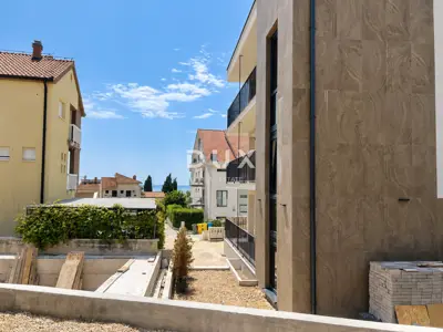 Kuća 420 m², Zečevo Rogozničko - 100 m od mora i plaže - 3