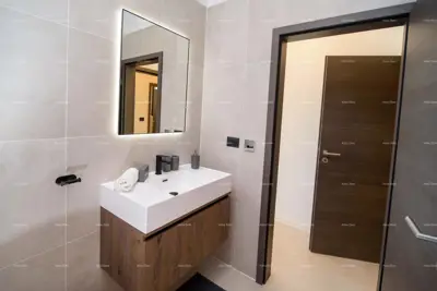 Vila 135 m², Kanfanar - bazen i terasa - 15