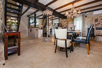 Kršan, Umgebung, autochthone Villa auf einem wunderschönen Anwesen - 6