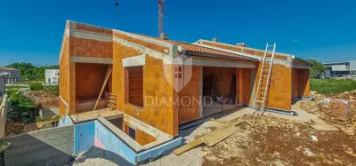 House 160 m², Kaštel kod Buja - shell construction under roof - 8