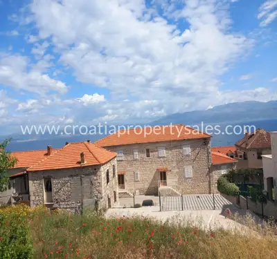 Grundstück, Brač, 1 700 m², 680 000 € - 2
