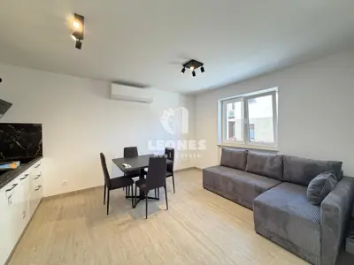 Fully furnished apartment on the ground floor of a renovated building in Novigrad - 3