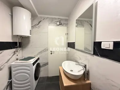 Fully furnished apartment on the ground floor of a renovated building in Novigrad - 11