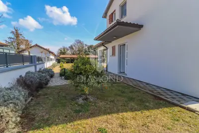 House 765 m², Šišan - pool and wellness area - 22