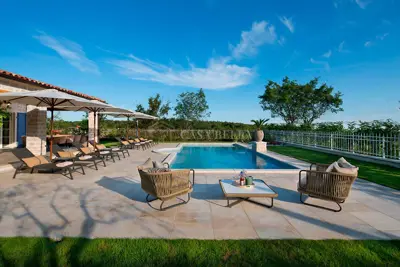 Villa 353 m², Kanfanar - designer-decorated and luxurious - 5