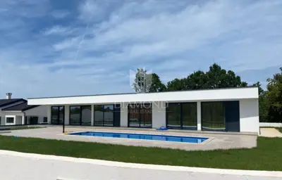 Kuća 283 m², Labin - bazen i velika okućnica