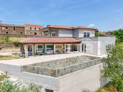 Istra, Momjan- Samostojeća kuća, s predivnim otvorenim pogledom - 3