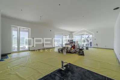 Istra, Momjan- Samostojeća kuća, s predivnim otvorenim pogledom - 7