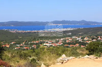 Building plot 677 m², Debeljak - new building zone - 2