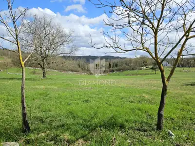 Građevinsko zemljište 1.058 m², Poreč okolica - pogled na prirodu