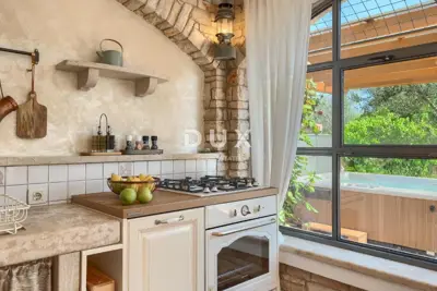 House for sale in Svetvinčenat, 200 m² - 8