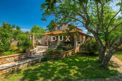 House for sale in Svetvinčenat, 200 m² - 2