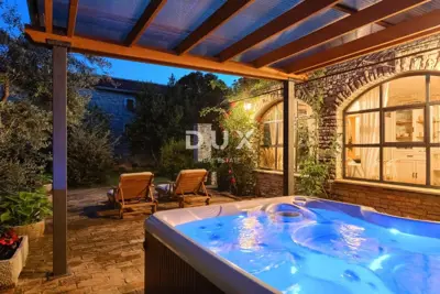 House for sale in Svetvinčenat, 200 m² - 15